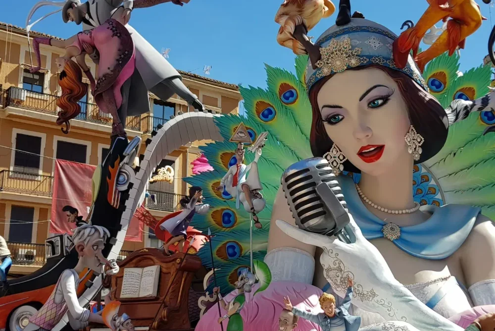 Las Fallas de Valencia, Фальяс, фестиваль огня в Валенсии, фестиваль фигур из папье-маше в Валенсии, фестиваль Фальяс, Лас Фальяс, фестиваль вогню у Валенсії, фестиваль фігур із пап'є-маше у Валенсії, фестиваль Фальяс, Лас Фальяс, Fallas, the fire festival in Valencia, Valencia paper mache festival, the Fallas festival, Las Fallas