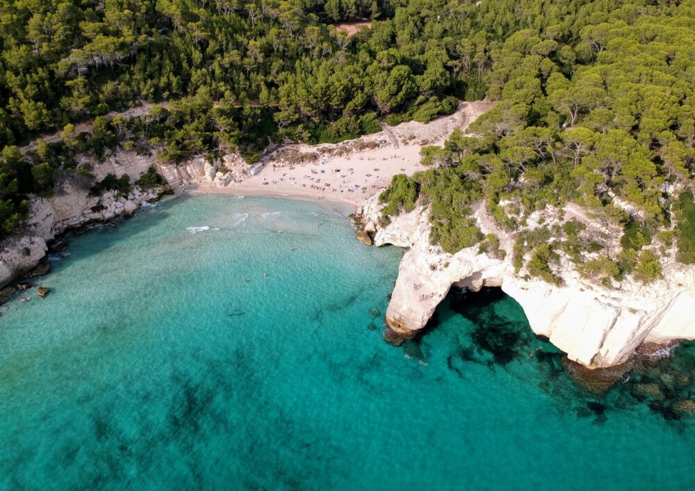 Cala Mitjana, Лучшие пляжи Испании, лучшие пляжи Испании с белым песком, лучшие пляжи Испании для отдыха с детьми, лучшие пляжи в Испании недалеко от Барселоны, Где лучше всего отдыхать в Испании на море, лучшие пляжи в Испании на материке, лучшие пляжи в Испании для пары, лучшие пляжи в Испании для семей, Найкращі пляжі Іспанії, найкращі пляжі Іспанії з білим піском, найкращі пляжі Іспанії для відпочинку з дітьми, найкращі пляжі в Іспанії недалеко від Барселони, Де найкраще відпочивати в Іспанії на морі, найкращі пляжі в Іспанії на материку, найкращі пляжі в Іспанії для пари, найкращі пляжі в Іспанії для сімей, Best beaches in Spain, best white sand beaches in Spain, best beaches in Spain for holidays with kids, best beaches in Spain near Barcelona, Where is the best seaside holiday in Spain, best beaches in Spain on the mainland, best beaches in Spain for couples, best beaches in Spain for families, Las mejores playas de España, las mejores playas de arena blanca de España, las mejores playas de España para vacaciones con niños, las mejores playas de España cerca de Barcelona, Dónde están las mejores vacaciones junto al mar en España, las mejores playas de España en la península, las mejores playas de España para parejas, las mejores playas de España para familias, Cala Mitjana