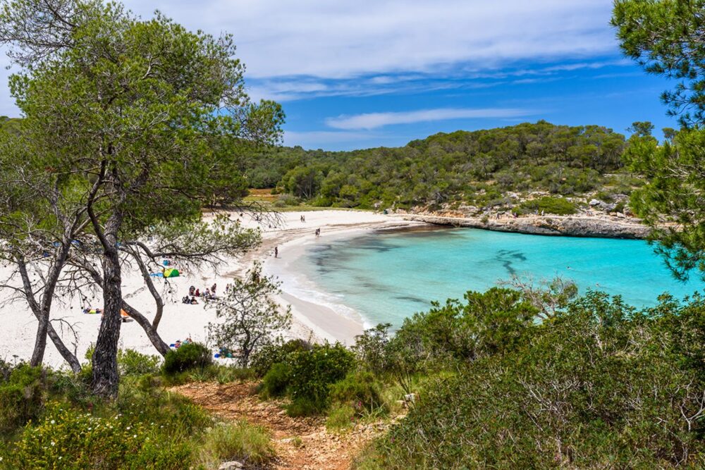 Cala Mondragó, Лучшие пляжи Испании, лучшие пляжи Испании с белым песком, лучшие пляжи Испании для отдыха с детьми, лучшие пляжи в Испании недалеко от Барселоны, Где лучше всего отдыхать в Испании на море, лучшие пляжи в Испании на материке, лучшие пляжи в Испании для пары, лучшие пляжи в Испании для семей, Найкращі пляжі Іспанії, найкращі пляжі Іспанії з білим піском, найкращі пляжі Іспанії для відпочинку з дітьми, найкращі пляжі в Іспанії недалеко від Барселони, Де найкраще відпочивати в Іспанії на морі, найкращі пляжі в Іспанії на материку, найкращі пляжі в Іспанії для пари, найкращі пляжі в Іспанії для сімей, Best beaches in Spain, best white sand beaches in Spain, best beaches in Spain for holidays with kids, best beaches in Spain near Barcelona, Where is the best seaside holiday in Spain, best beaches in Spain on the mainland, best beaches in Spain for couples, best beaches in Spain for families, Las mejores playas de España, las mejores playas de arena blanca de España, las mejores playas de España para vacaciones con niños, las mejores playas de España cerca de Barcelona, Dónde están las mejores vacaciones junto al mar en España, las mejores playas de España en la península, las mejores playas de España para parejas, las mejores playas de España para familias, Cala Mondragó