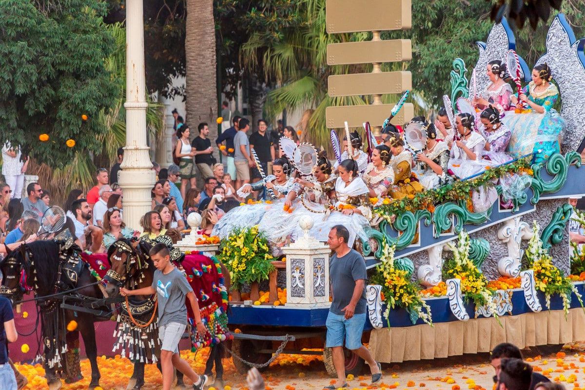 Битва цветов в Валенсии, Batalla de Flores València, квіткова битва валенсія, Battle of Flowers, Bataille de Fleurs, Bitwa Kwiatów w Walencji