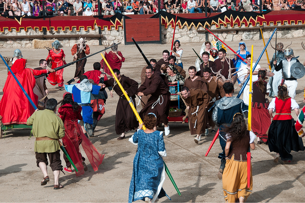 Festival Medieval de Hita, Средневековый фестиваль в Ите Гвадалахара, Середньовічний фестиваль в Іті Іспанія, Битва Дона Карнала и Доньи Куаресмы, Битва Дона Карнала і Доньї Куаресми, Battle of Don Carnal and Doña Cuaresma, Batalla de Don Carnal y Doña Cuaresma