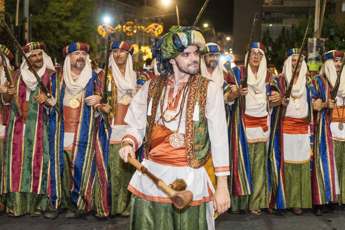 Фестиваль мавров и христиан Вильяхойоса, Fiestas de Moros y Cristianos La Vila Joiosa, фестиваль маврів та християн Вильяхойоса, Święto Maurów i Chrześcijan, Moors and Christians Festival, La Fête des Moros y Cristianos