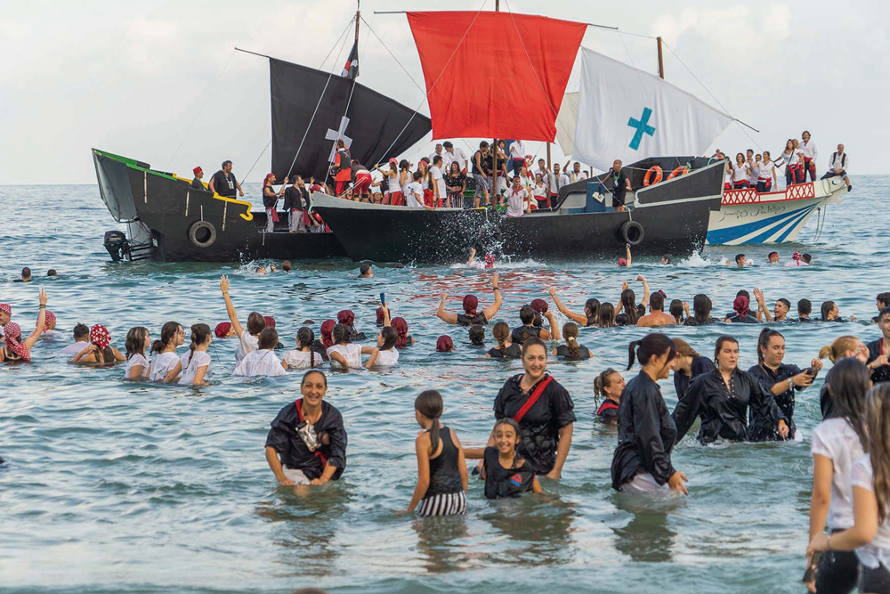 Фестиваль мавров и христиан Вильяхойоса, Fiestas de Moros y Cristianos La Vila Joiosa, фестиваль маврів та християн Вильяхойоса, Święto Maurów i Chrześcijan, Moors and Christians Festival, La Fête des Moros y Cristianos