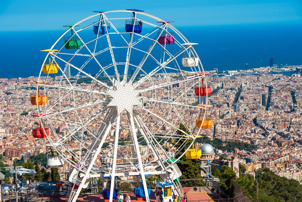 Parque de Atracciones Tibidabo, Park rozrywki Tibidabo, Parque de atracciones Tibidabo Barcelona, Парк аттракционов Тибидабо Барселона, Tibidabo Barcelona Amusement Park, Парк атракціонів Тібідабо Барселона, Парк розваг Тібідабо Барселона, Parc d'attractions Tibidabo Barcelona