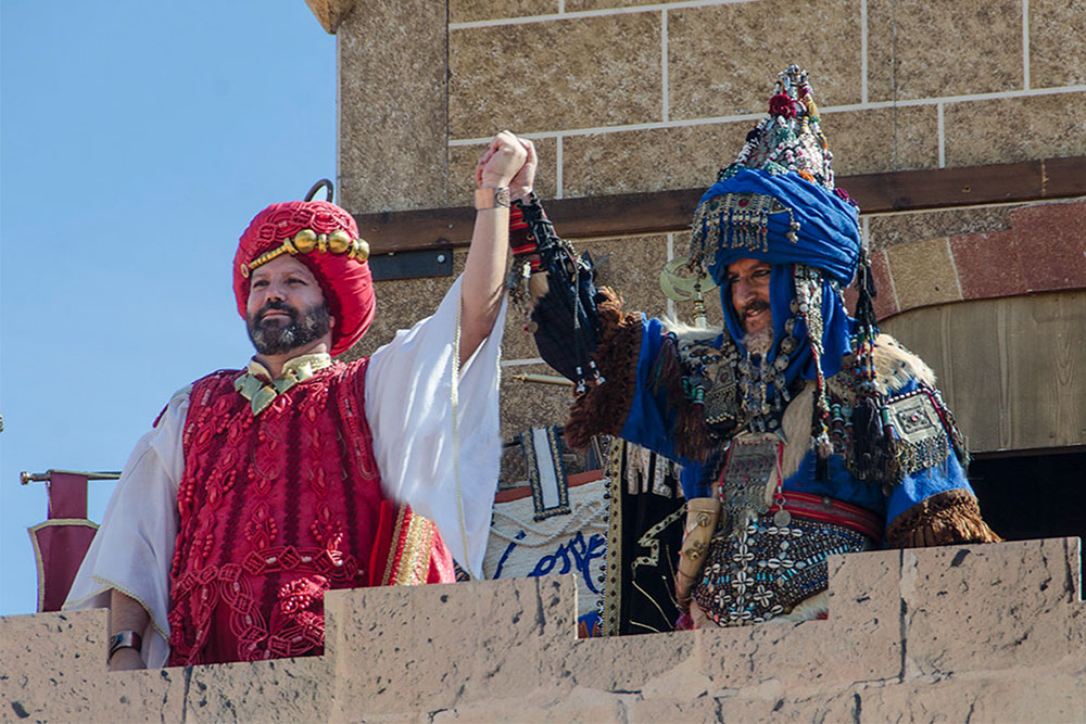 свято Маврів і Християн Ель Кампельо, праздник Мавров и Христиан, Feast of Moors and Christians El Campello, Fiesta de Moros y Cristianos, fête des Maures et des Chrétiens, Festiwal Maurów i Chrześcijan